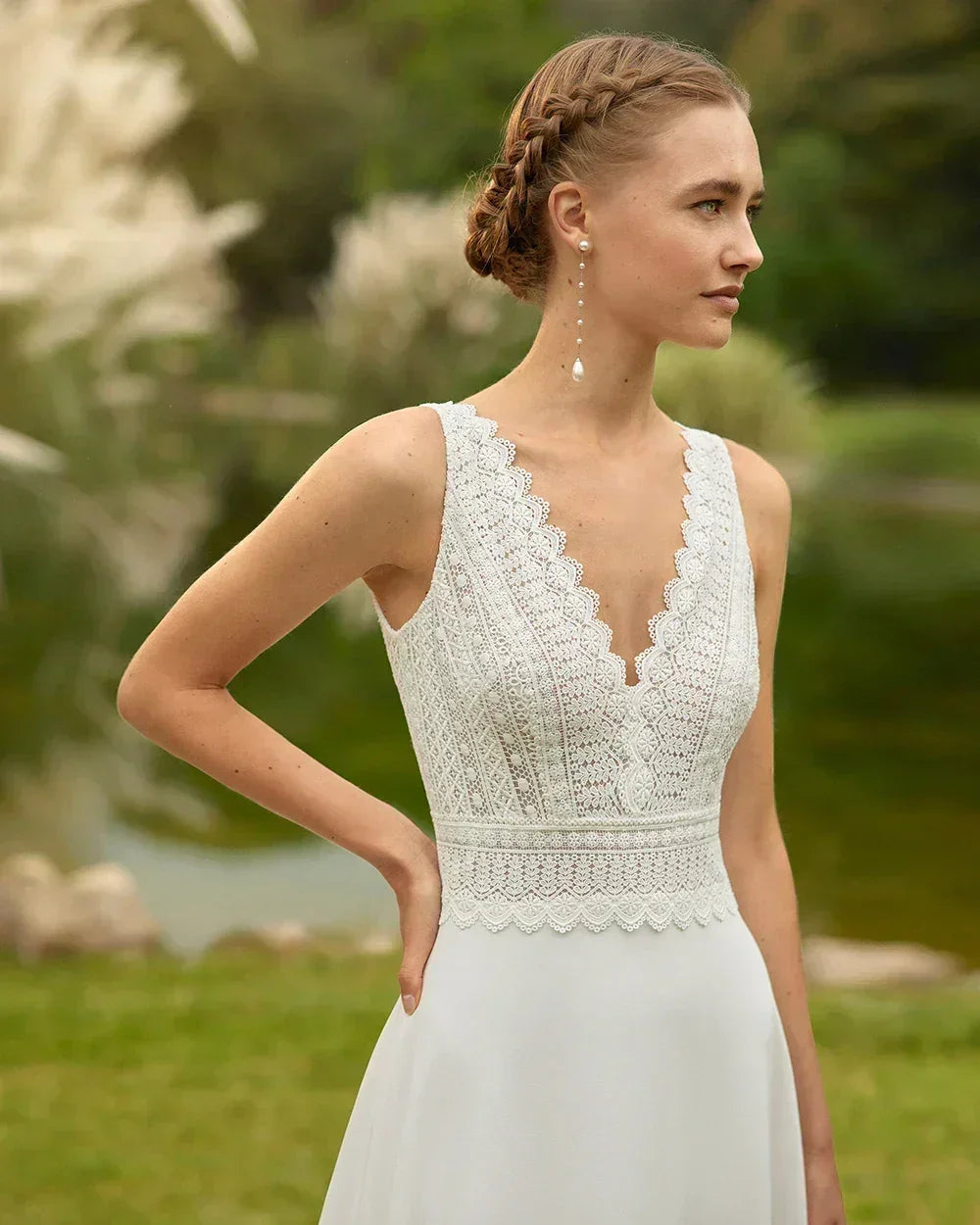 Beach Wedding Dress 2024 - Boho Lace Backless Gown Customizable | Femstylo