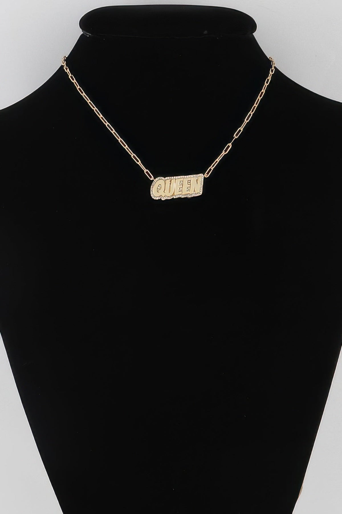 Jeweled Queen Chain Necklace