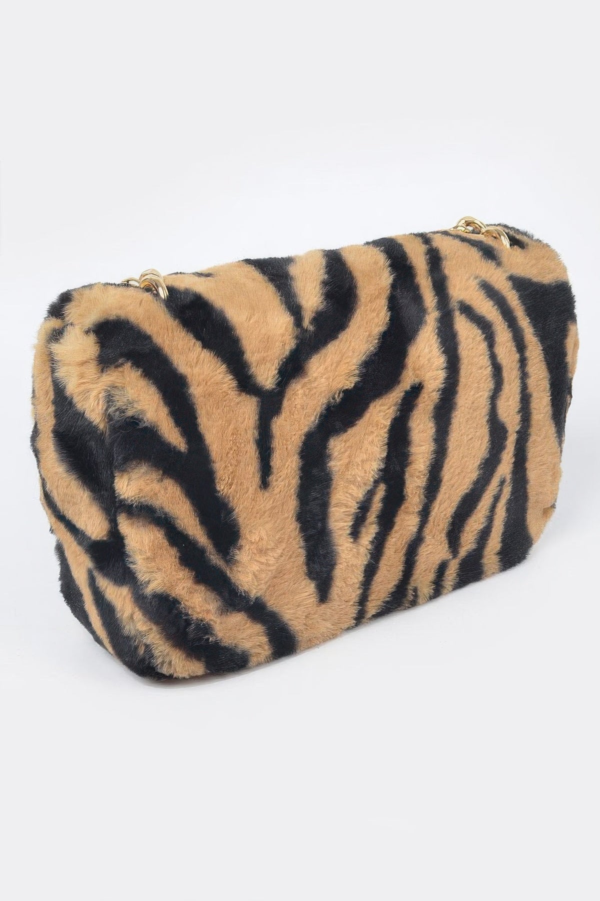 Statement-Making: tiger Print Textured Shoulder Bag