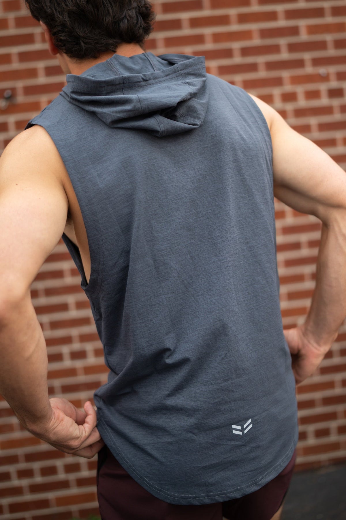 DETERMINED hooded sleeveless