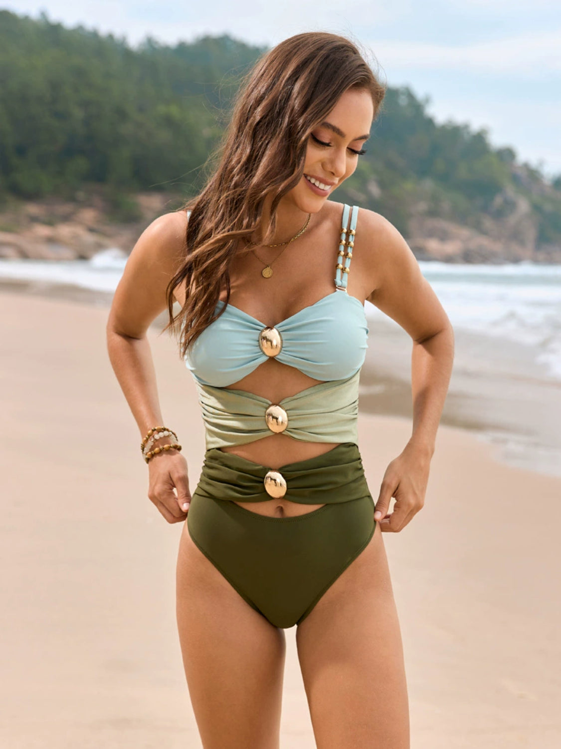 Color Block Sweetheart Neck One-Piece Swimwear