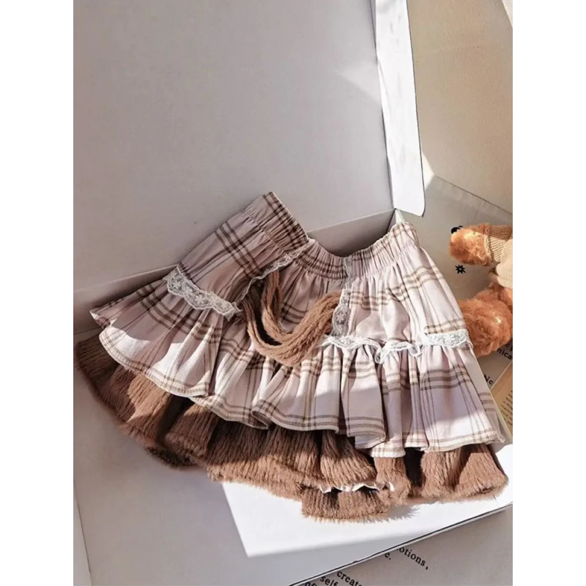 Brown Plaid Ruffle Hem Mini Skirt – Kawaii Harajuku Style