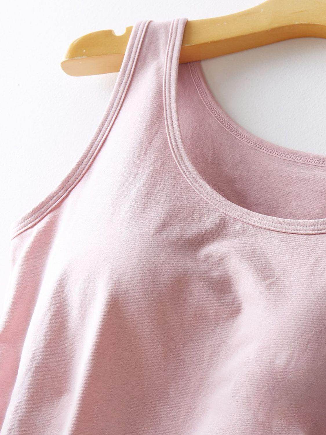 Round Neck Tank with Bra for Comfortable Everyday Wear