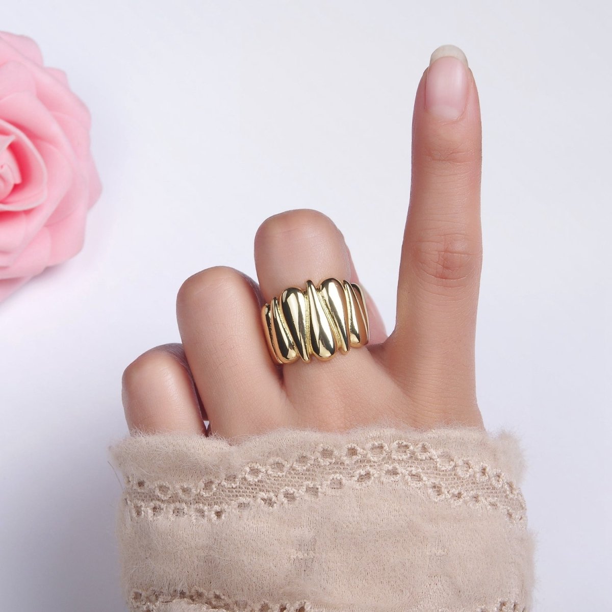 Chunky 14K Gold Filled Upside Down Tear Drop Ring in gold and silver | O1272 1273