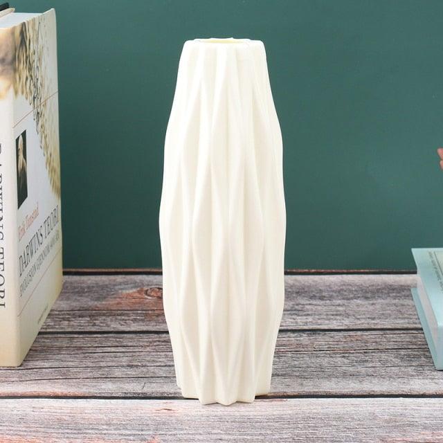 Creative Flower Vase White Imitation Ceramic Flower Pot Home Decor Plastic Vase Centerpieces and Events Ornamnet Decoration For Wedding Home Office Party Hotel Yard Restaurant Patio Festive Furnishing