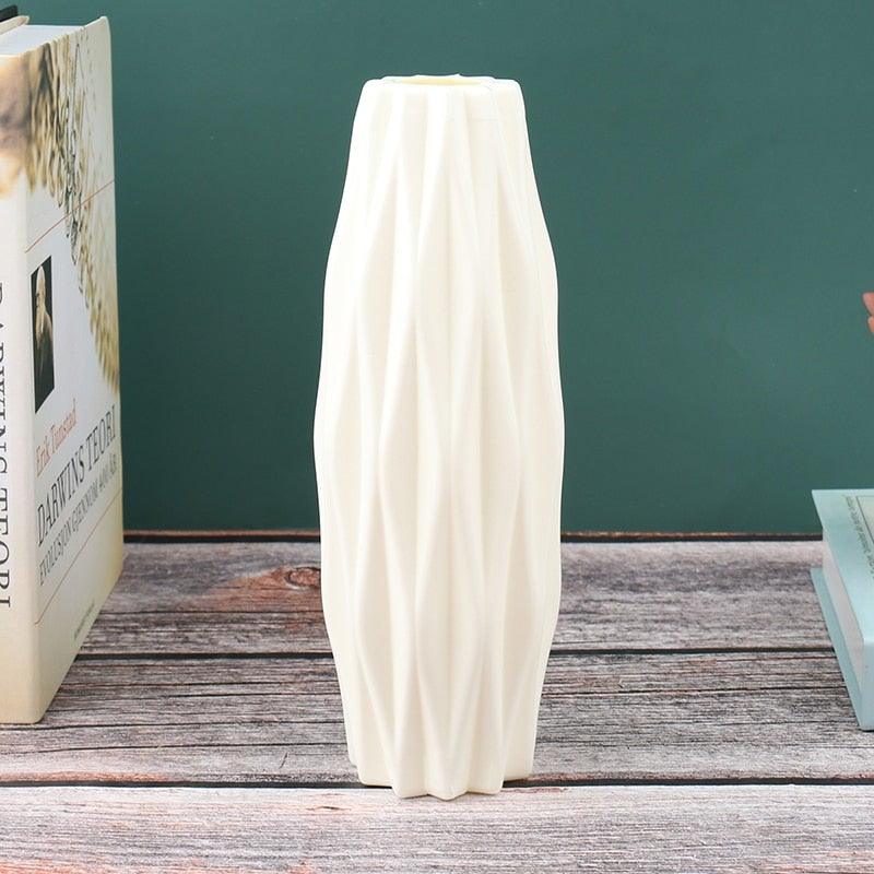 Creative Flower Vase White Imitation Ceramic Flower Pot Home Decor Plastic Vase Centerpieces and Events Ornamnet Decoration For Wedding Home Office Party Hotel Yard Restaurant Patio Festive Furnishing