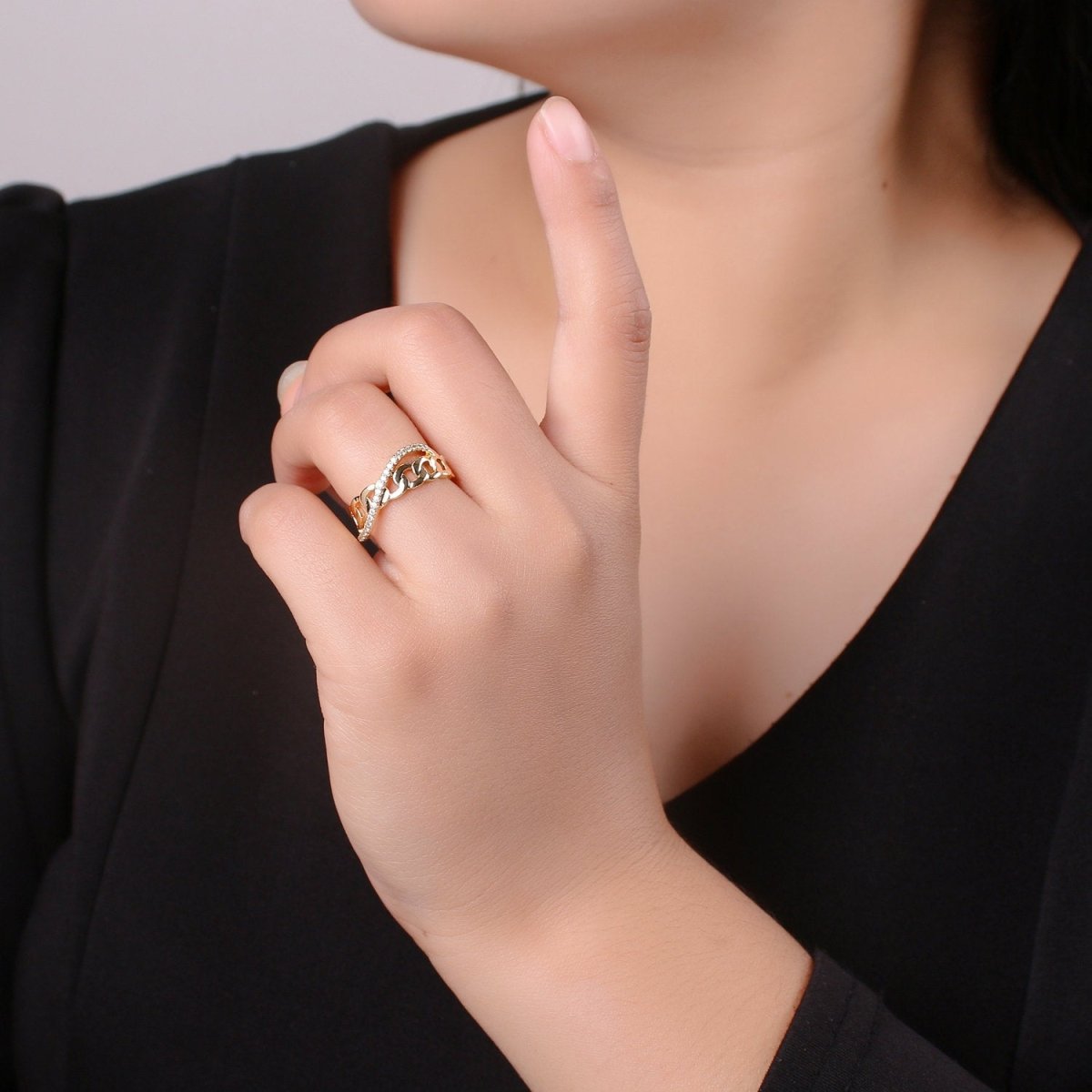 Cz Chain Ring - Curb Chain Ring - Gold Ring - Stackable Rings - Minimalist Ring - Twist Chain Ring - Statement Ring - Layering Ring R-152