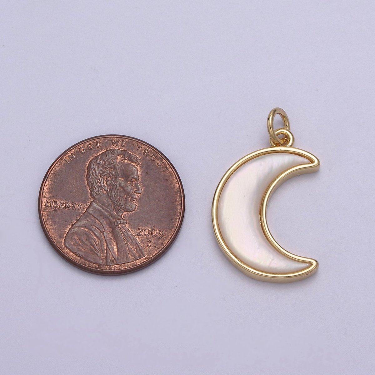 Dainty Shell Pearl Crescent Moon Charm Minimalist Celestial Jewelry Making N-823