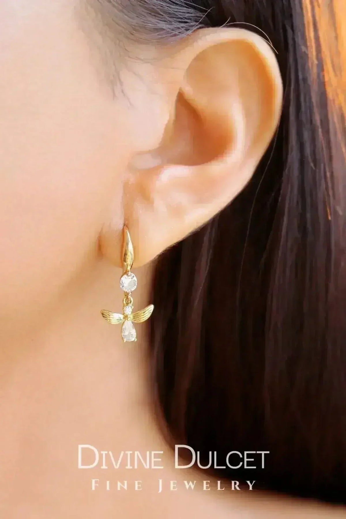 Bee Hook Earrings - 18K Gold & Cubic Zirconia | Femstylo