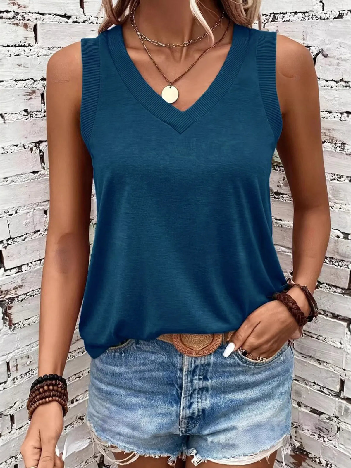 Breathable V-Neck Ribbed-Band Tank Top