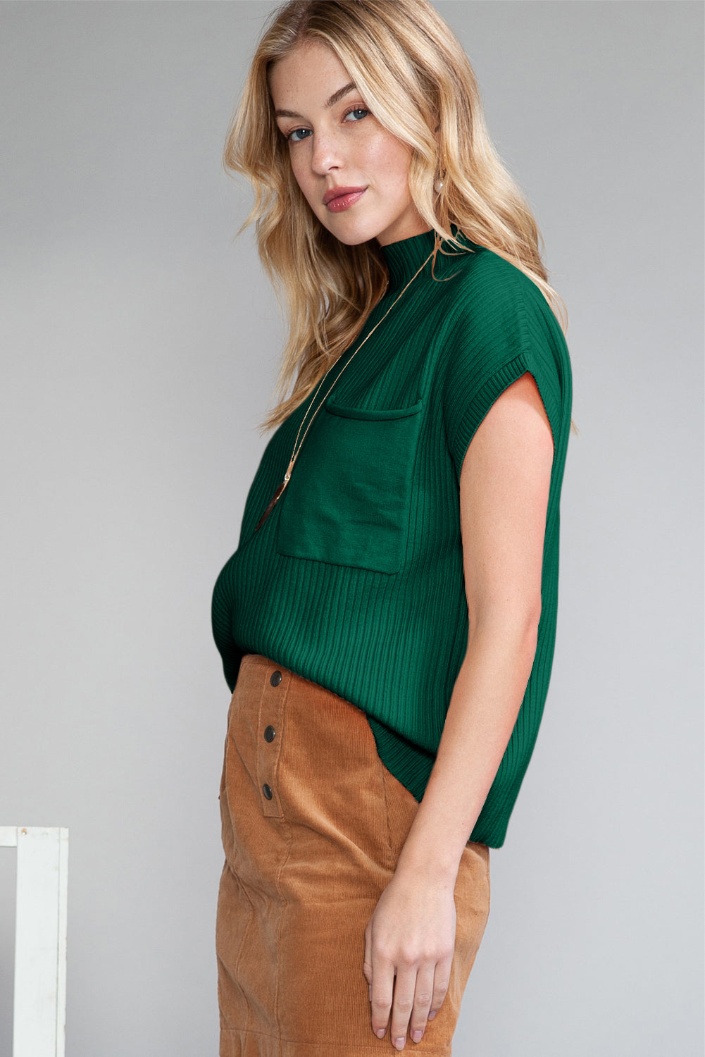 Green Patch Pocket Ribbed Knit Short Sleeve Sweater