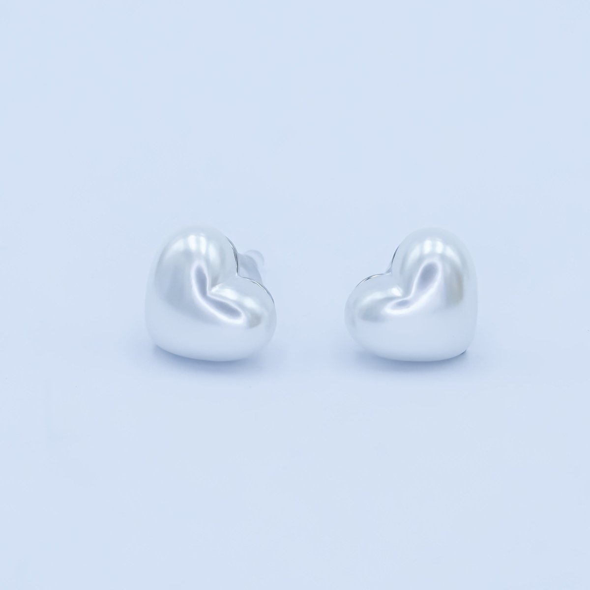 Faux Pearl Heart Stud Earrings in Gold Silver Jewelry AB-550