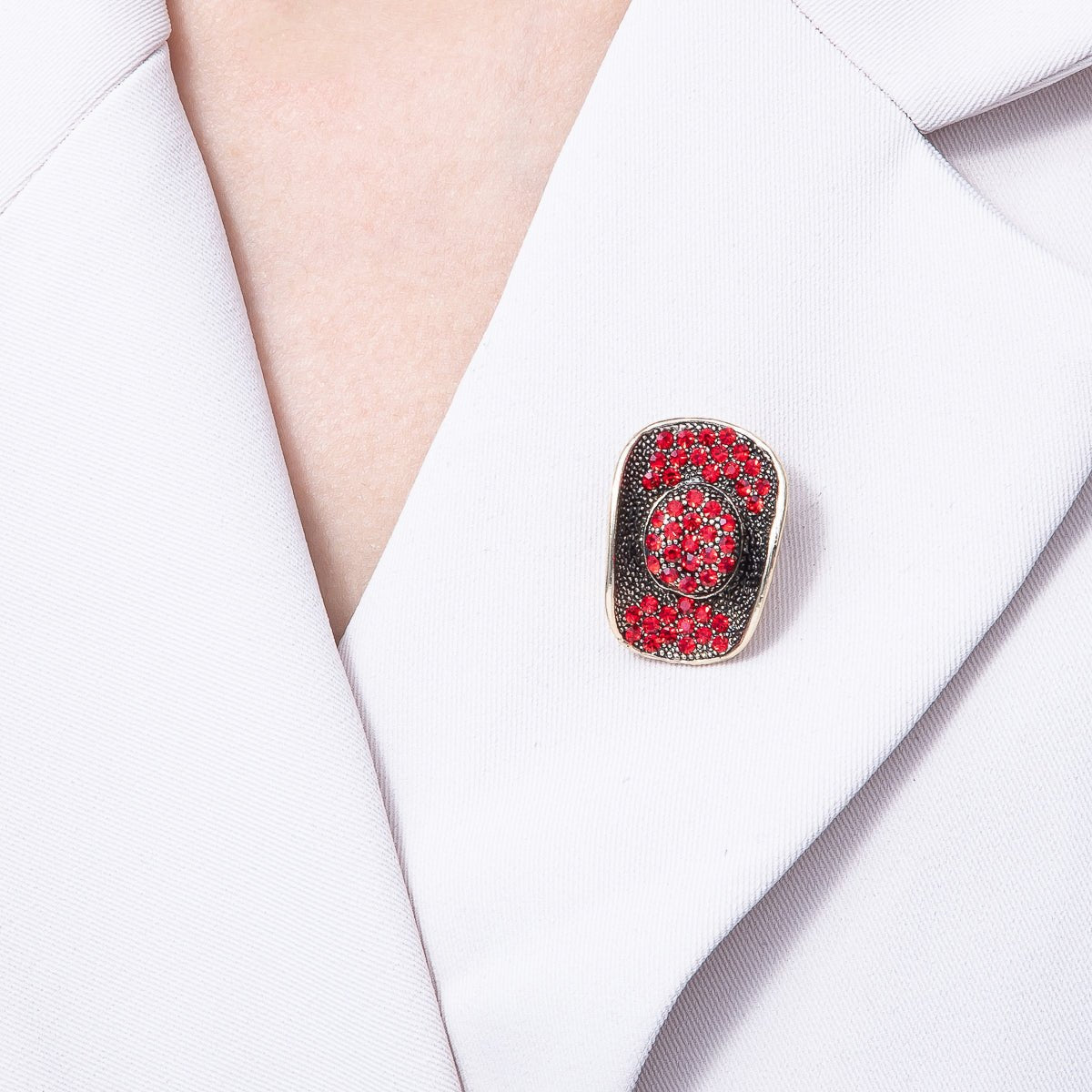 Gold 29.5mm x 21mm Red-Black Cowboy Hat Pin Brooch | BH-082
