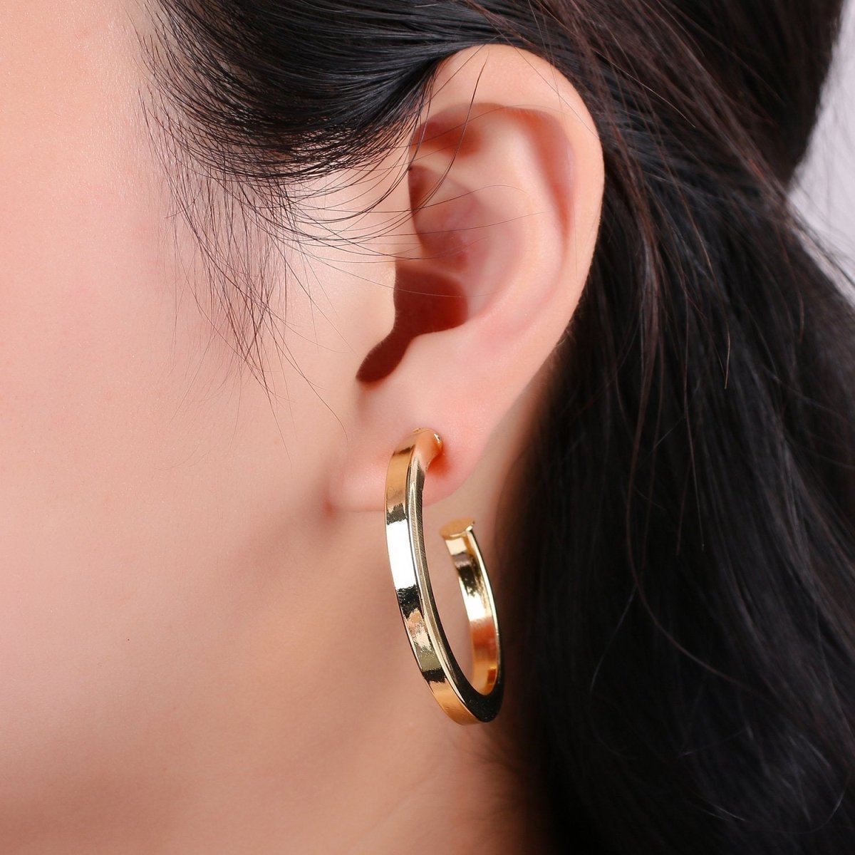 Gold hoop earrings, small hoop earring, thick and chunky 14k gold filled earrings, minimalist hoops / medium hoops gold / large open hoops