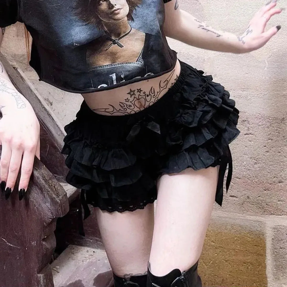 Gothic Lace Shorts - Sweet Bow Ruffle Bloomers