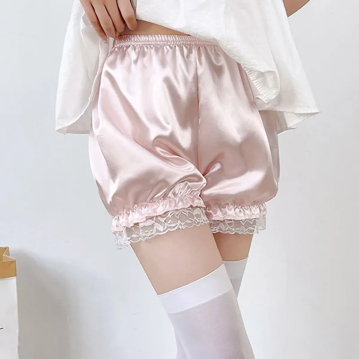 Gothic Lace Shorts - Sweet Bow Ruffle Bloomers