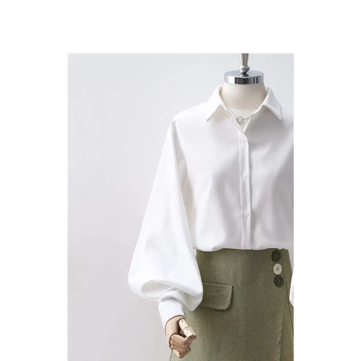 Lantern Sleeve Blouse – Elegant Vintage Button-Up Shirt