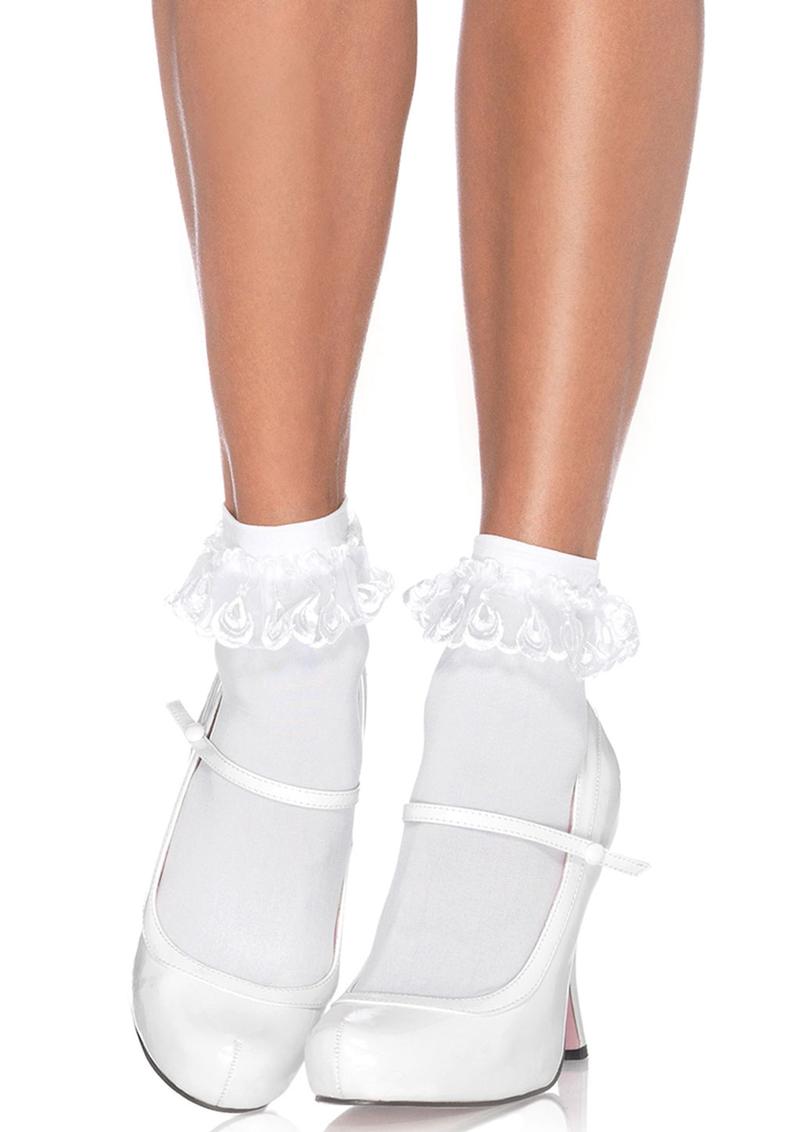 White Anklet Socks With Lace Ruffle Trim