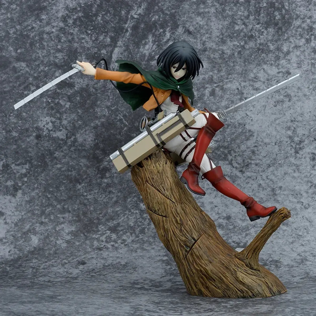 Attack on Titan Mikasa & Levi PVC Action Figure Set