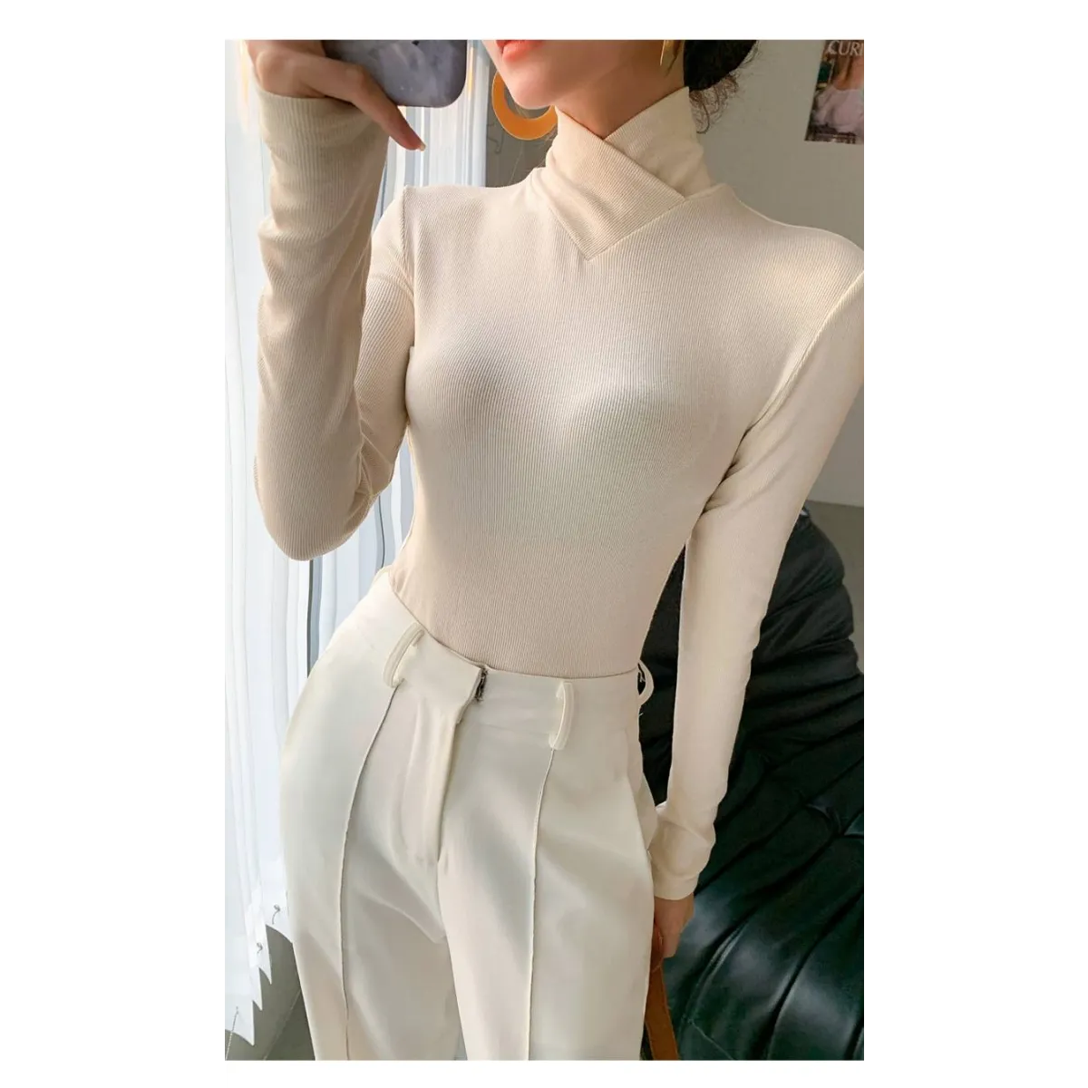 Long-Sleeved Fleece Pullover