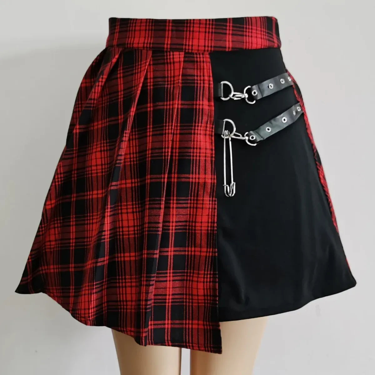 Plaid Gothic Pleated Mini Skirt – Punk Chains & Buckle Accent