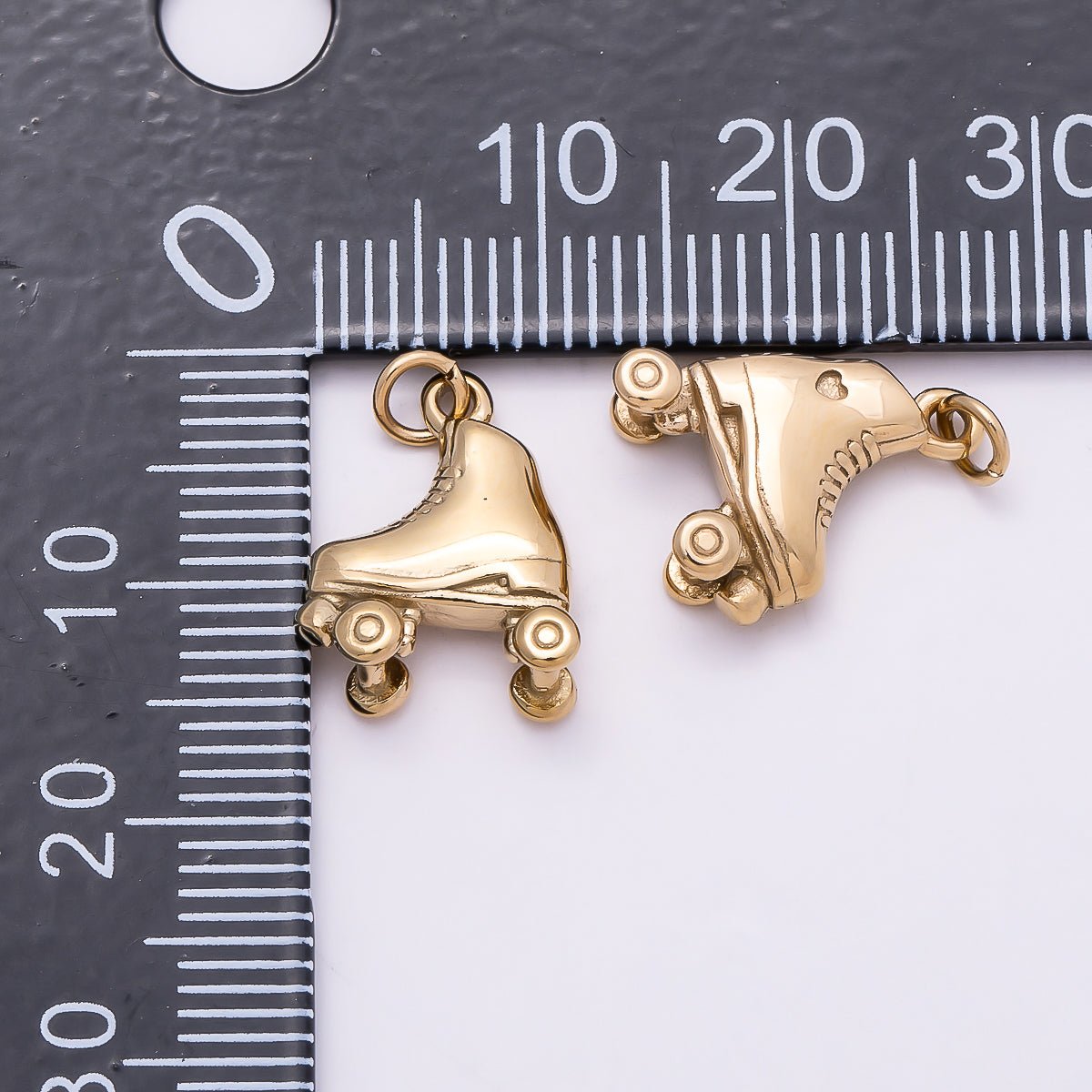 PVD Gold Stainless Steel 14mm Roller Skate Shoes 3D Multidimensional Charm | Charms-01017