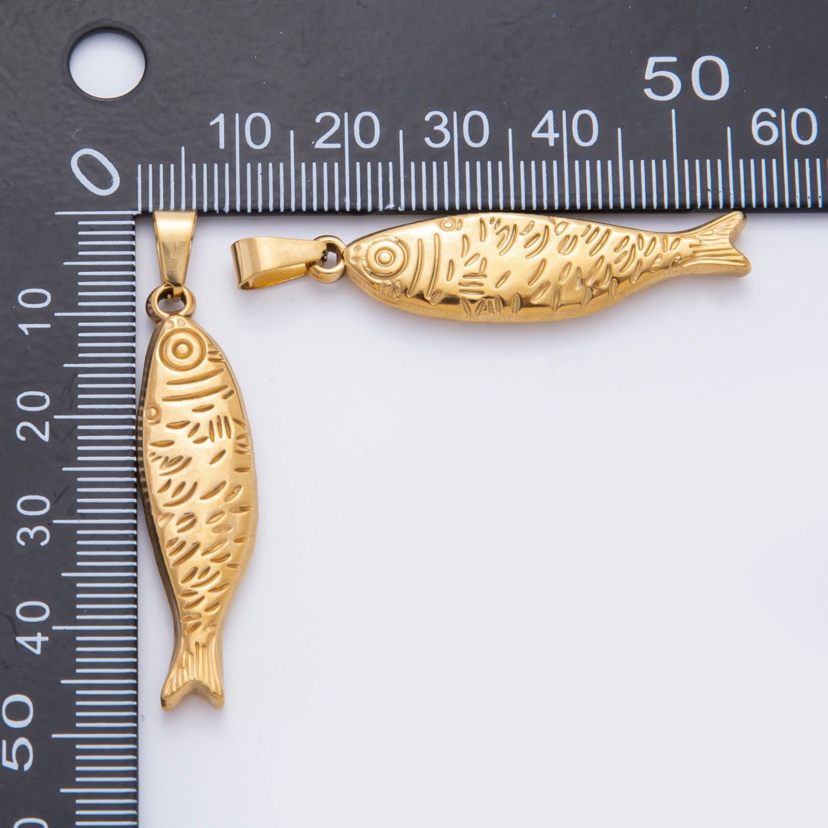 Stainless Steel 47mm Lined Sardine Fish Animal Pendant in Gold & Silver | P00802