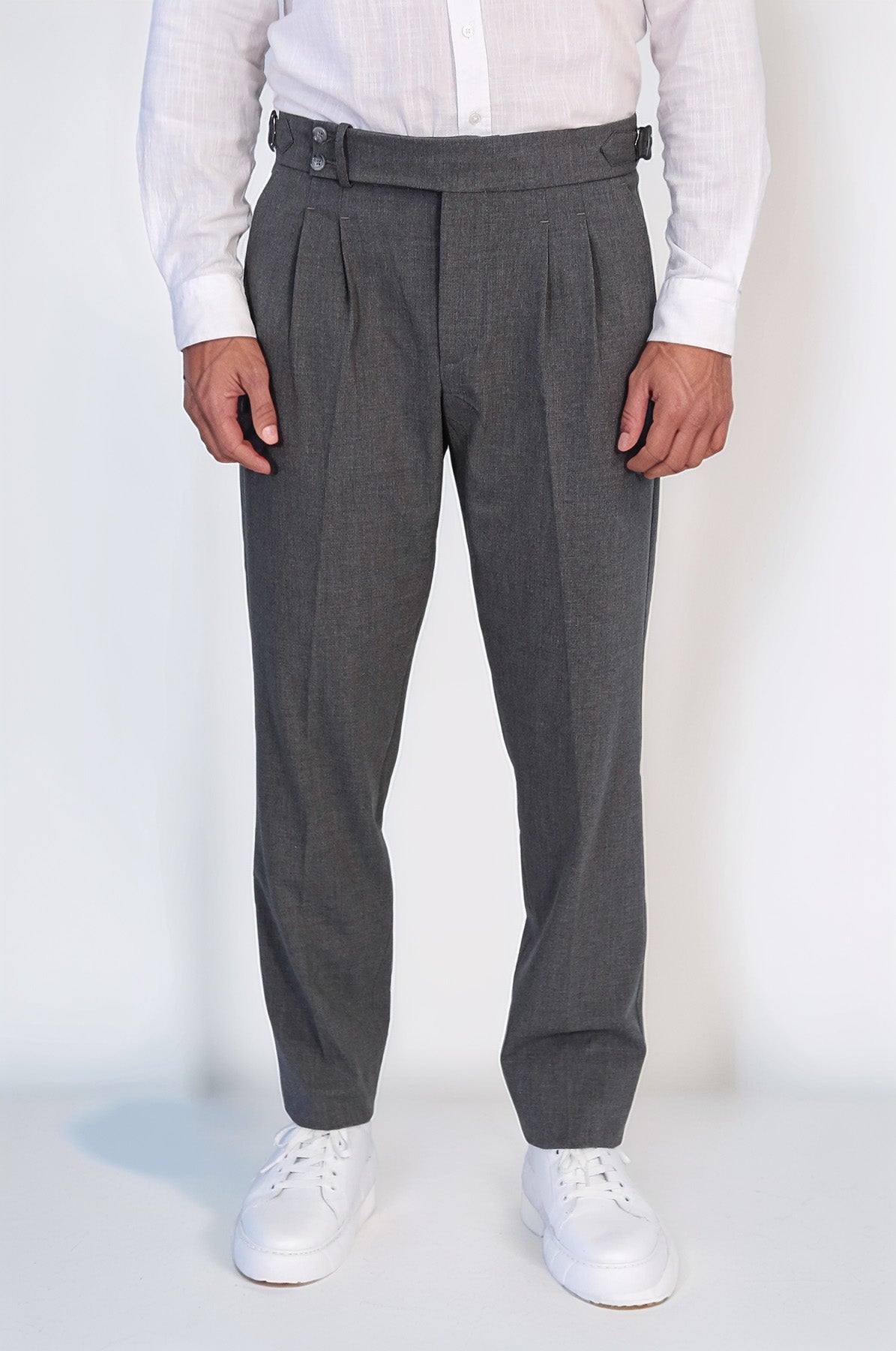 Anthracite Double-Pleated High-Waisted Slim Fit Trousers with Side Buckles – Wessi