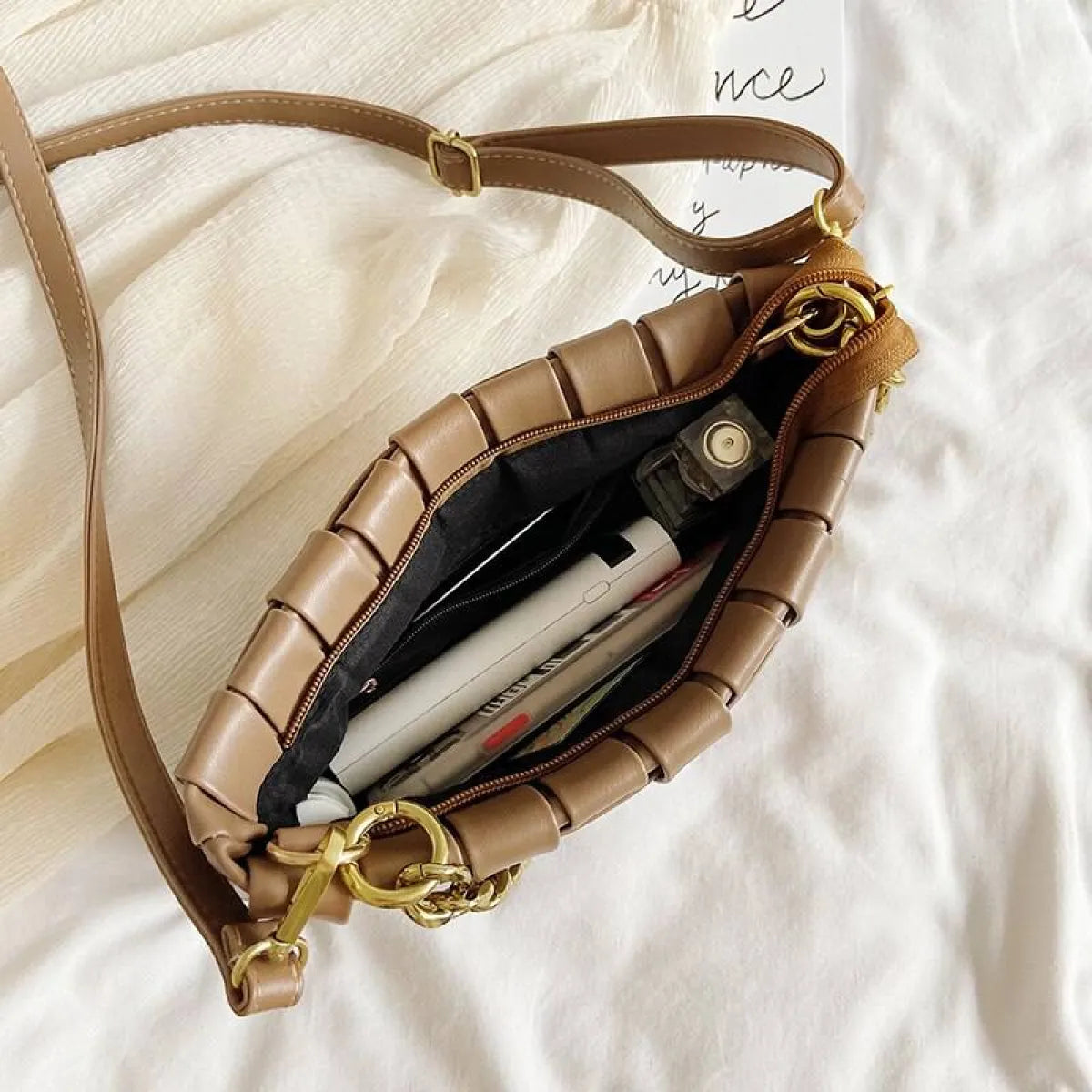 Weave Design Crossbody Bag
