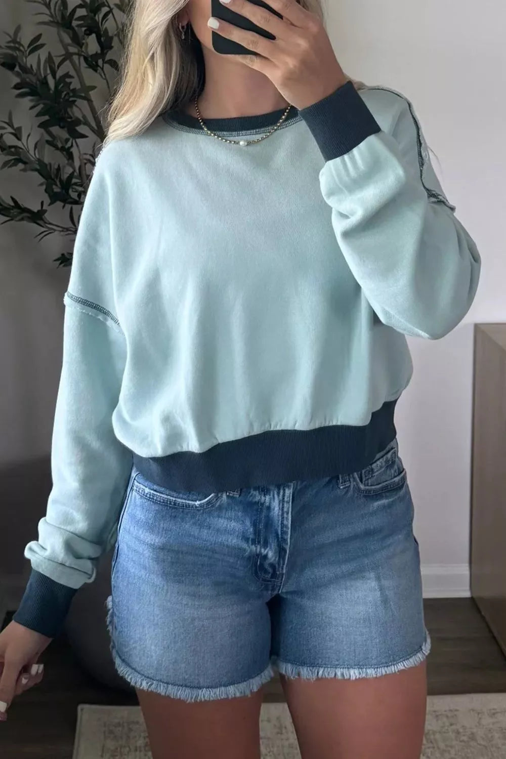 Exposed Seam Cropped Sweatshirt