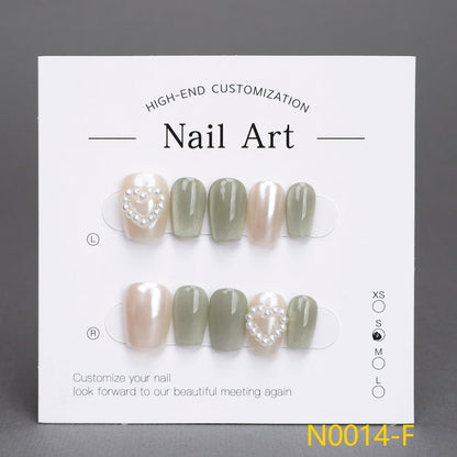 Light Green Cat Eye &amp; Pearl Heart Nails