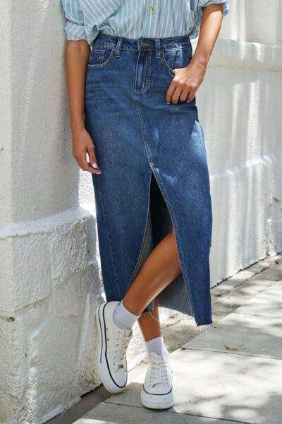 Slit Raw Hem Midi Denim Skirt for Effortless Style