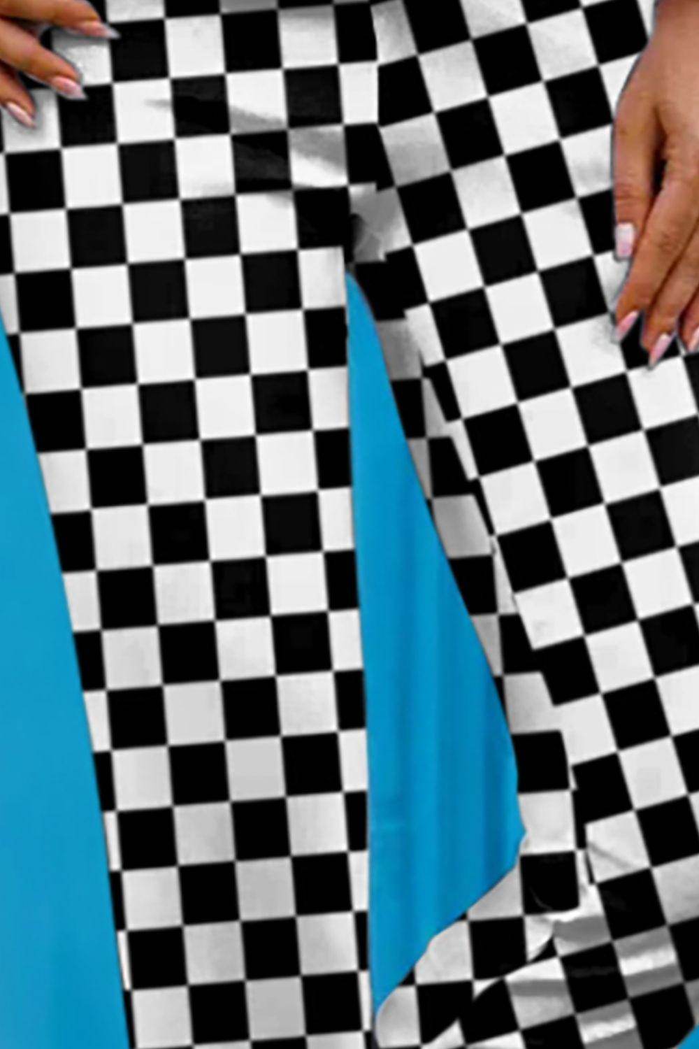 Stylish Checkered Skinny Capris for Women in Various Sizes