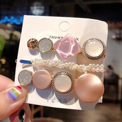 Pearl hair accessories