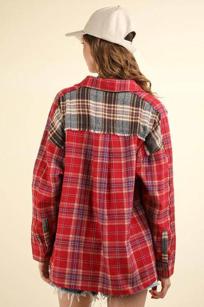 Very J Contrast Plaid Raw Detail Shirt for Casual Chic
