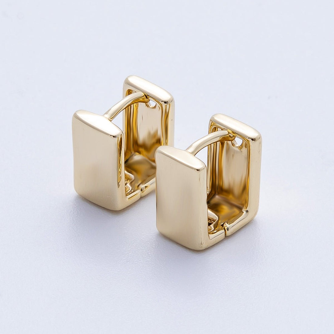 14K Gold Filled 10mm Minimalist Rectangle Cartilage Huggie | EARRINGS-00250