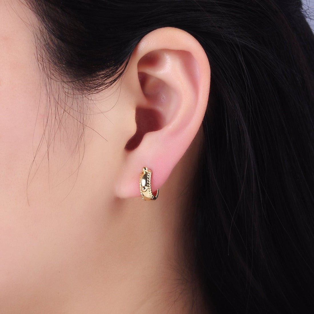 14K Gold Filled 11mm Bubble Bead Croissant Cartilage Huggie Earrings in Gold &amp; Silver | AB1325 P493