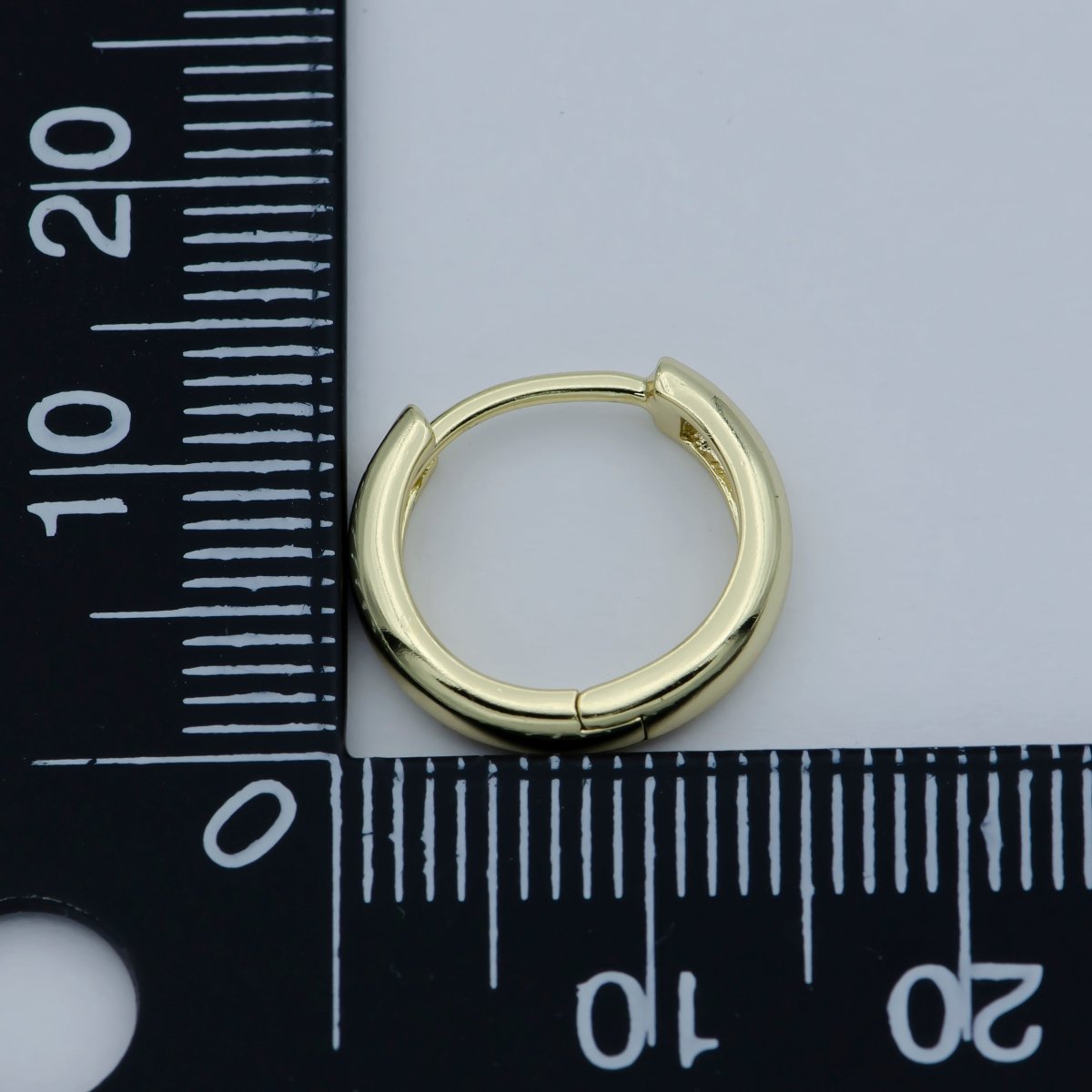 14K Gold Filled 13mm Minimalist Huggie Earrings in Gold &amp; Silver | AB1165 AD171