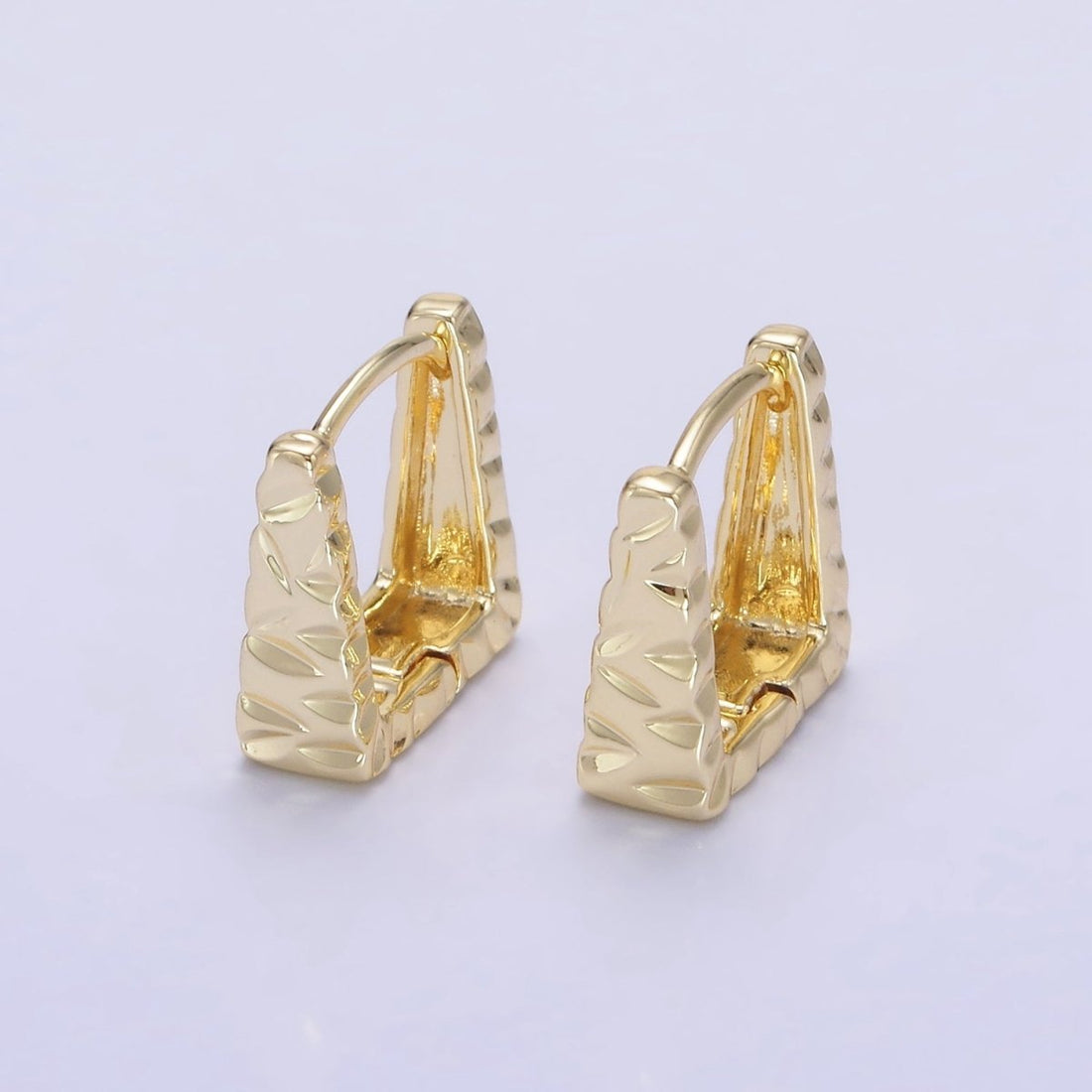 14K Gold Filled 13mm Triangle Hammered Square Huggie Earrings | AB1266