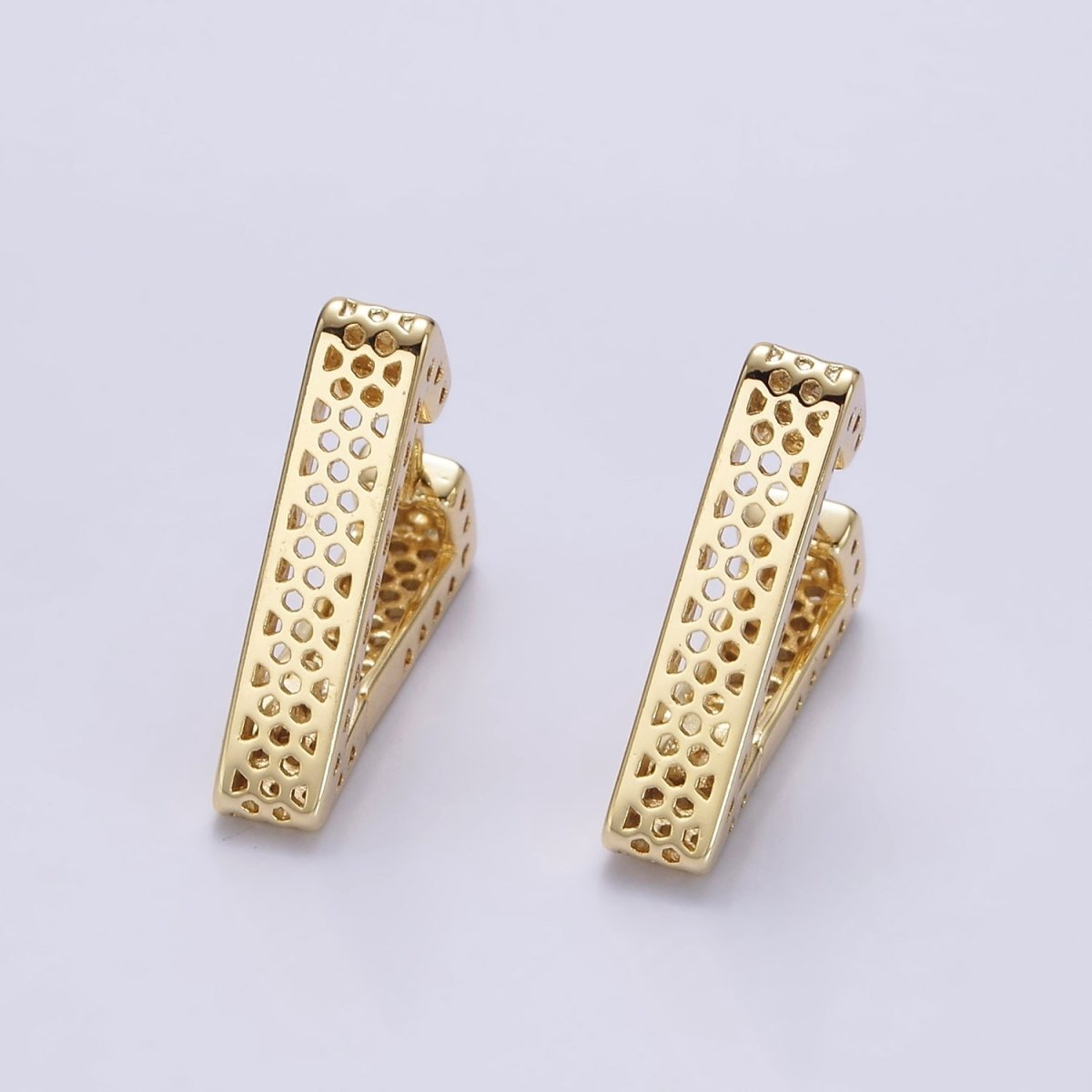 14K Gold Filled 20mm Heart Hexagonal Filigree Triangle Hoop Earrings | AE721
