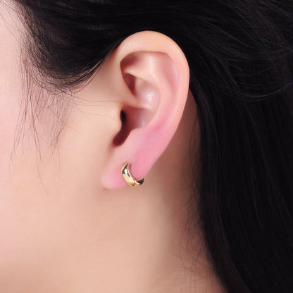 14K Gold Filled 9mm Wide Minimalist Cartilage Huggie Earrings | AB1333