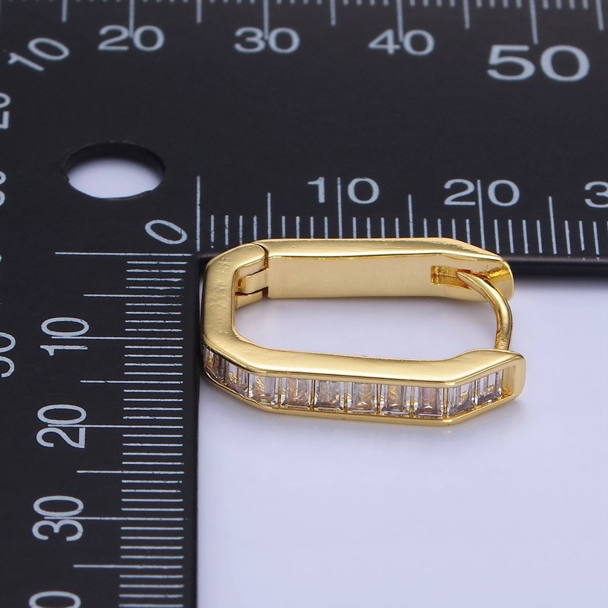 14K Gold Filled Baguette Lined Edged Oblong Hoop Earrings in Gold &amp; Silver | P466 P467