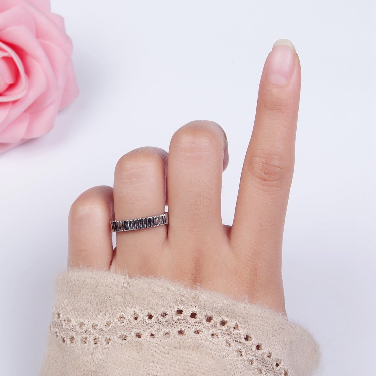 14K Gold Filled Minimalist Lined Ribbed Band Ring in Gold, Silver &amp; Black | O1181 - O1183