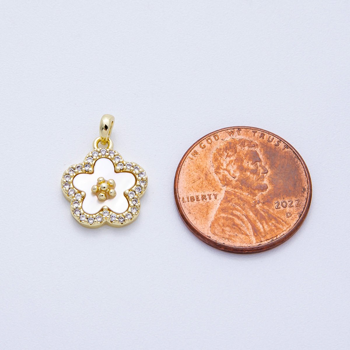 16K Gold Filled 13mm Shell Pearl Micro Paved CZ Flower Pendant | Charms-00427