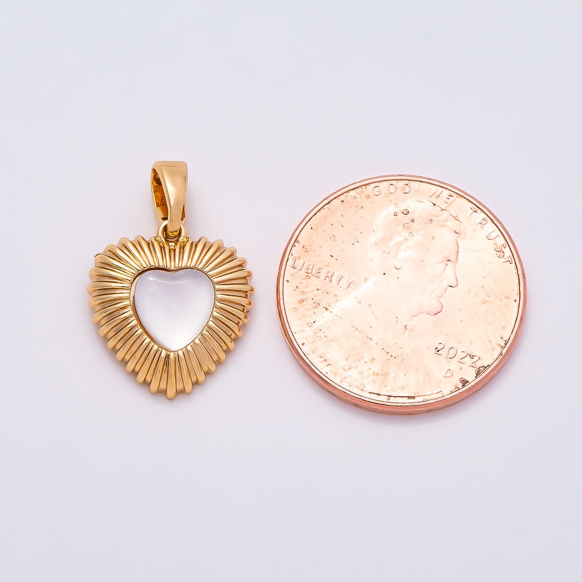 16K Gold Filled 13mm Shell Pearl Ribbed Textured Heart Pendant | Charms-01364