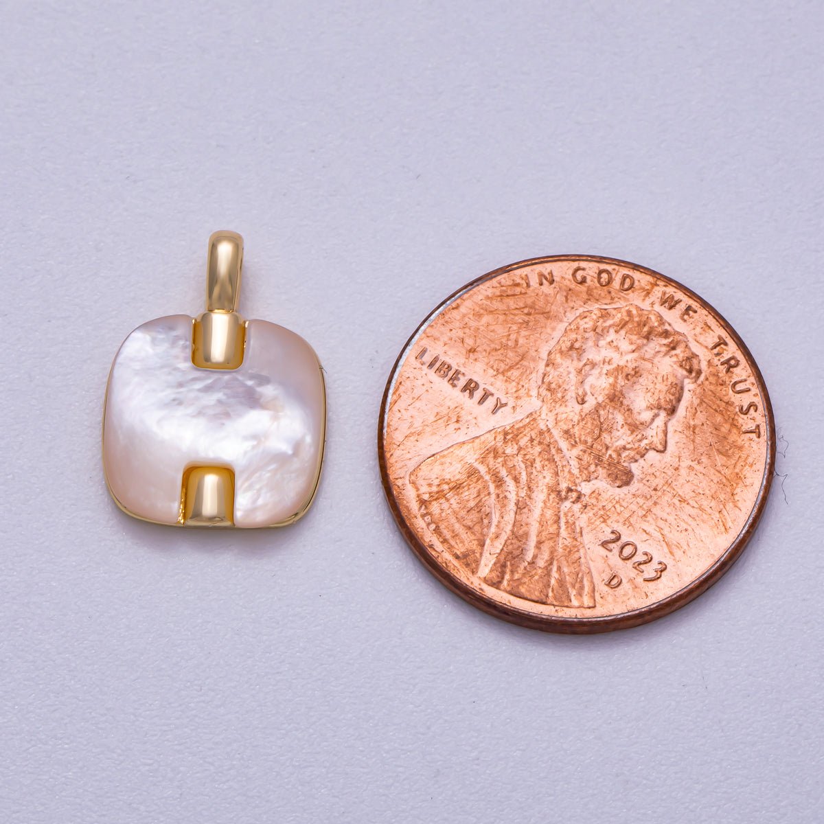 16K Gold Filled 15mm Shell Pearl Square Mini Charm | Charms-00594
