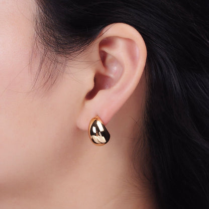 16K Gold Filled 16.5mm Wide Curved Dome C-Shaped Hoop Earrings | AE-895