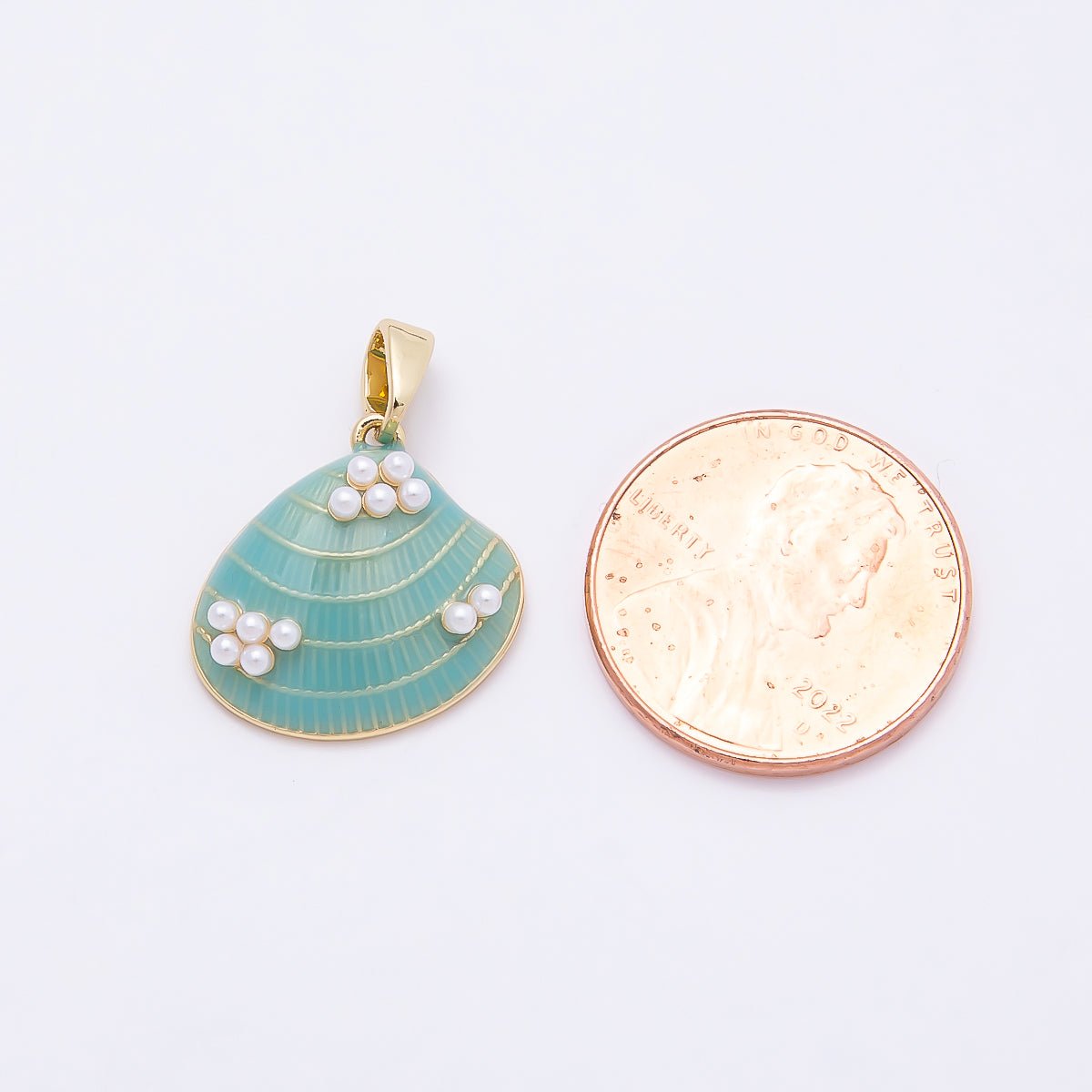 16K Gold Filled 16mm Shell Pearl Blue Enamel Clam Sea Shell Pendant | Charms-00949