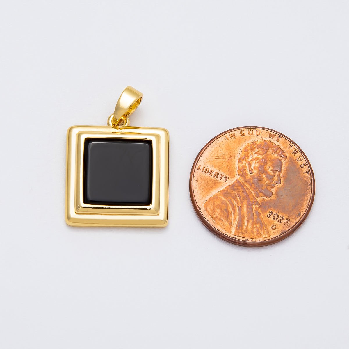 16K Gold Filled 18mm Black Bezel Square Pendant | Charms-00480