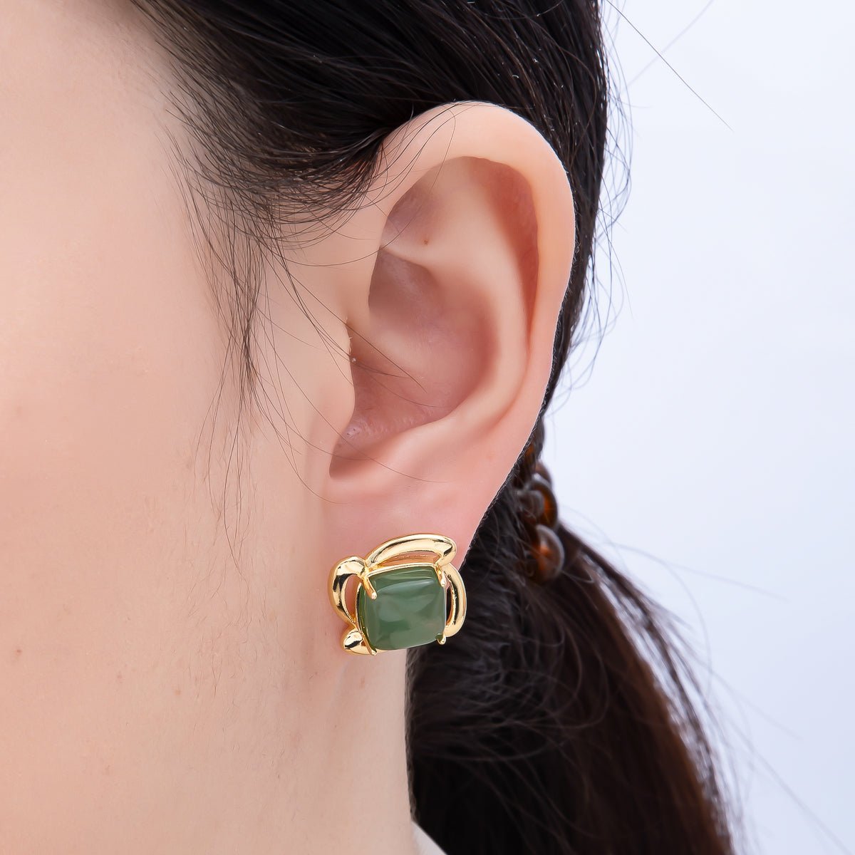 16K Gold Filled 18mm Green Aventurine Gemstone Flower Geometric Circular Stud Earrings | Earrings-00347